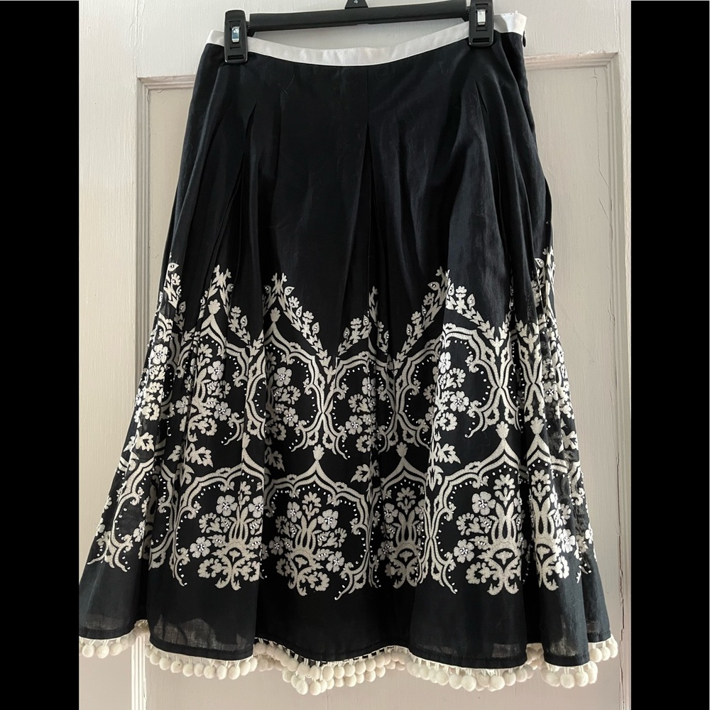 Loft Black White Skirt size 4